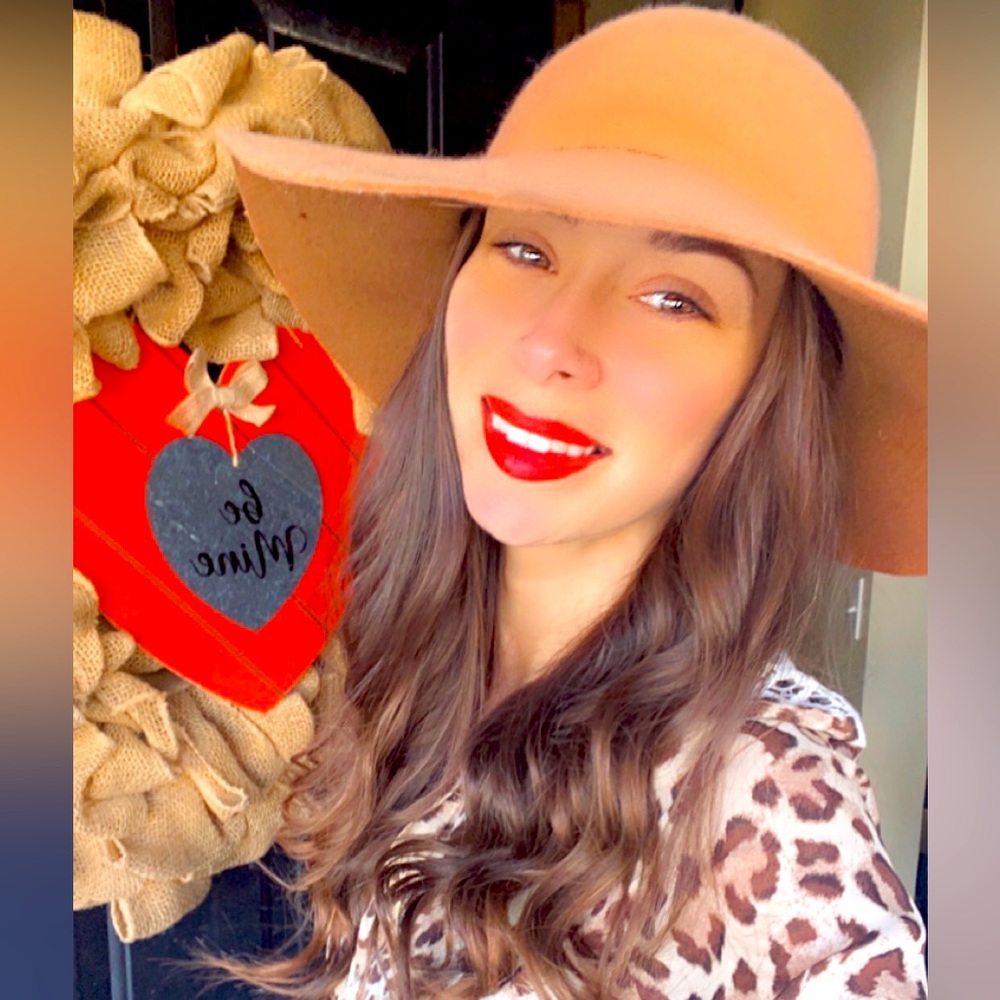 Meet your Posher, Mikhail! ❤️